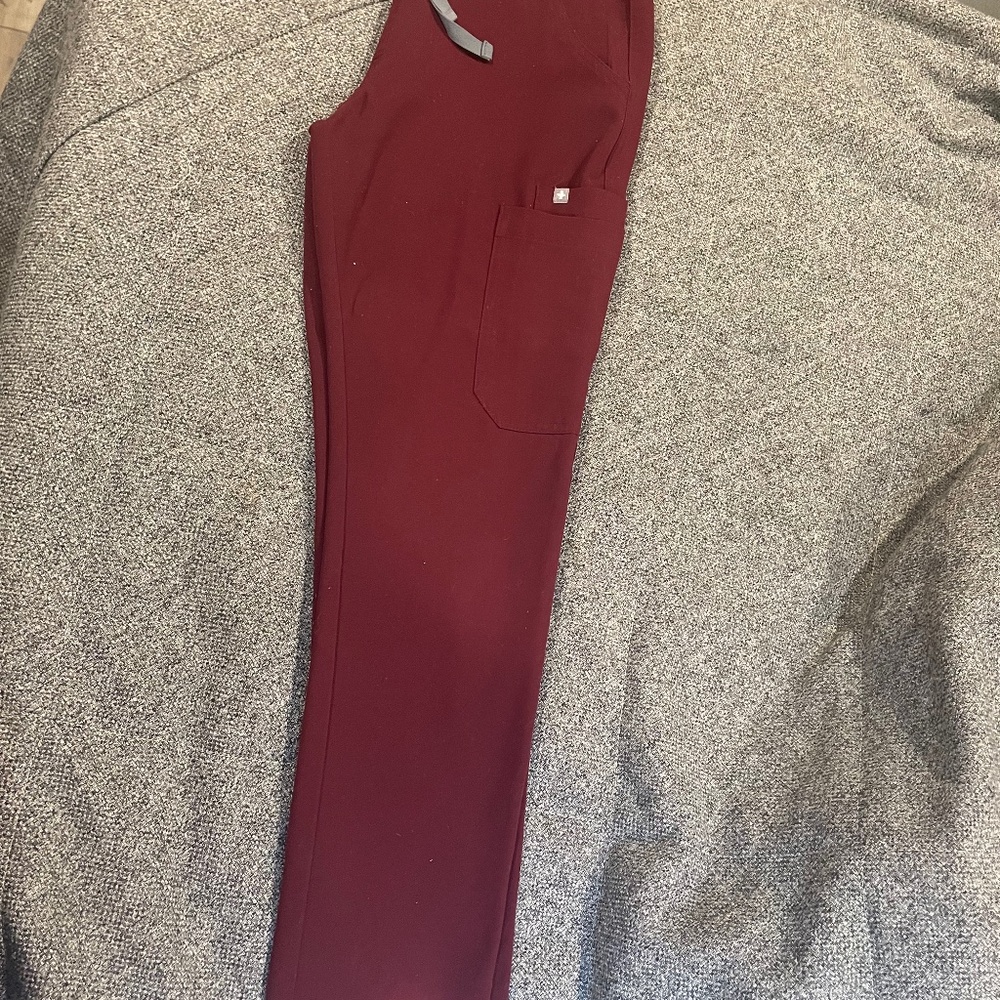 FIGS- Livingston basic scrub pants